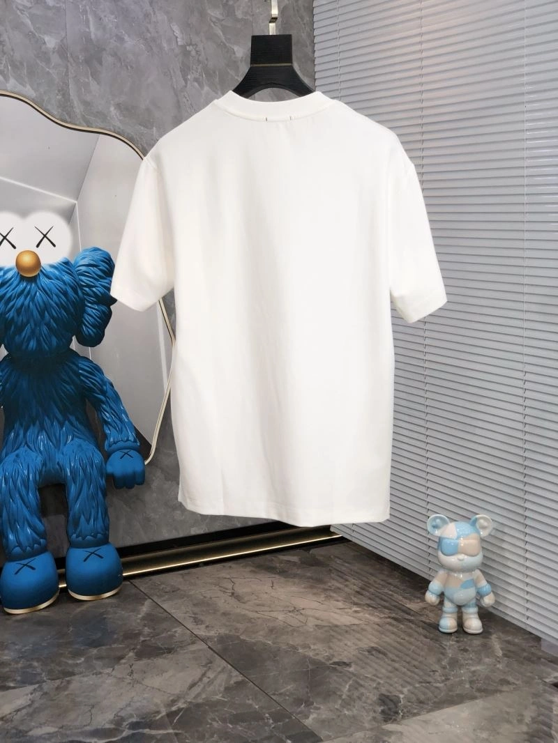 Durable Fendi T-Shirts 121449