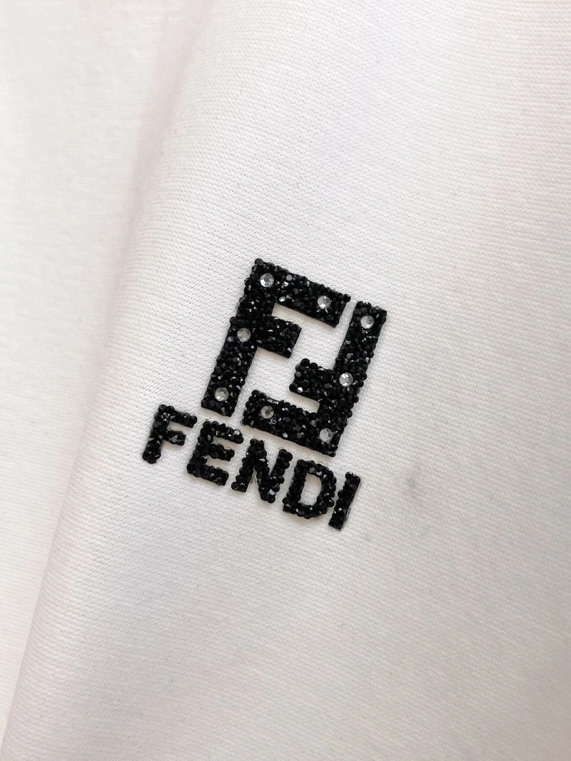 Fendi T-Shirts Sustainable 121463