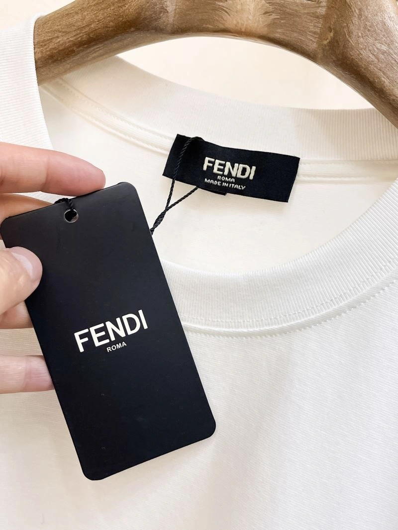 Fendi T-Shirts Sustainable 121463