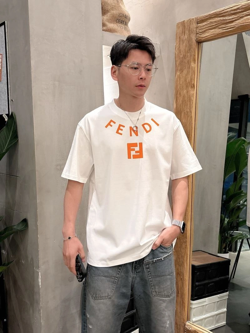 Stylish Fendi T-Shirts 121471