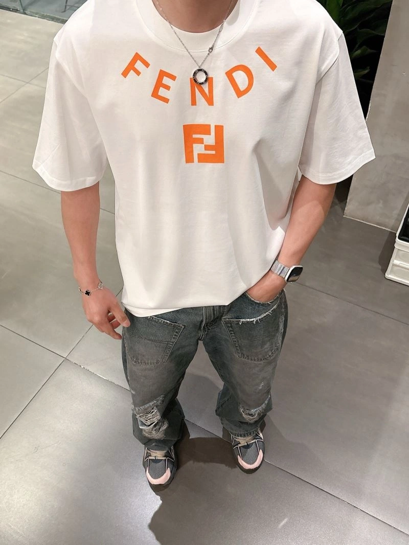 Stylish Fendi T-Shirts 121471