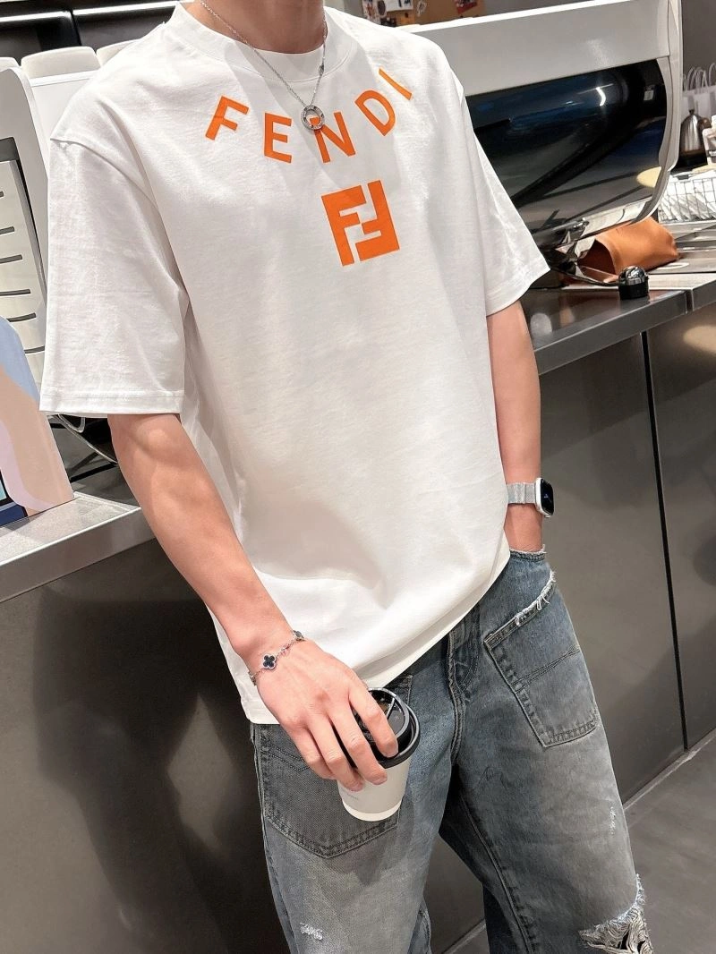 Stylish Fendi T-Shirts 121471