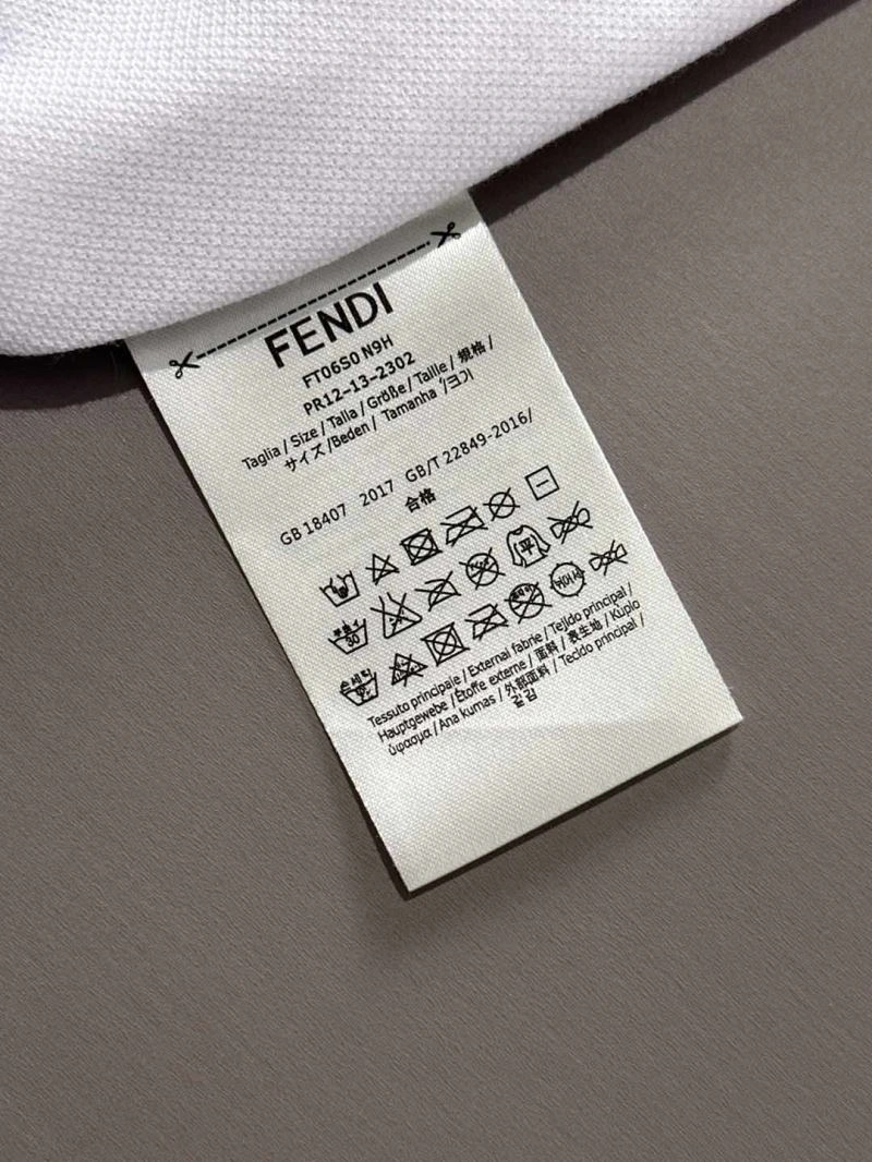 Fendi T-Shirts MoistureWicking 121465