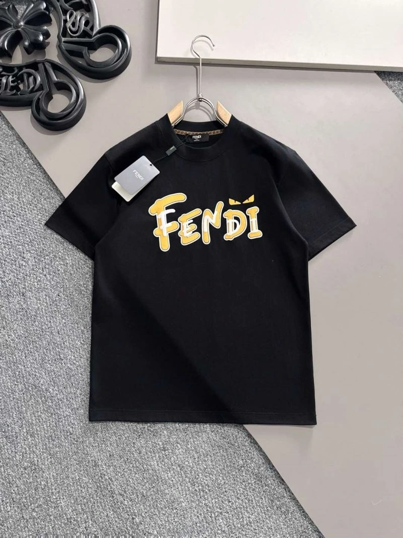 Fendi T-Shirts Trendsetting 121440