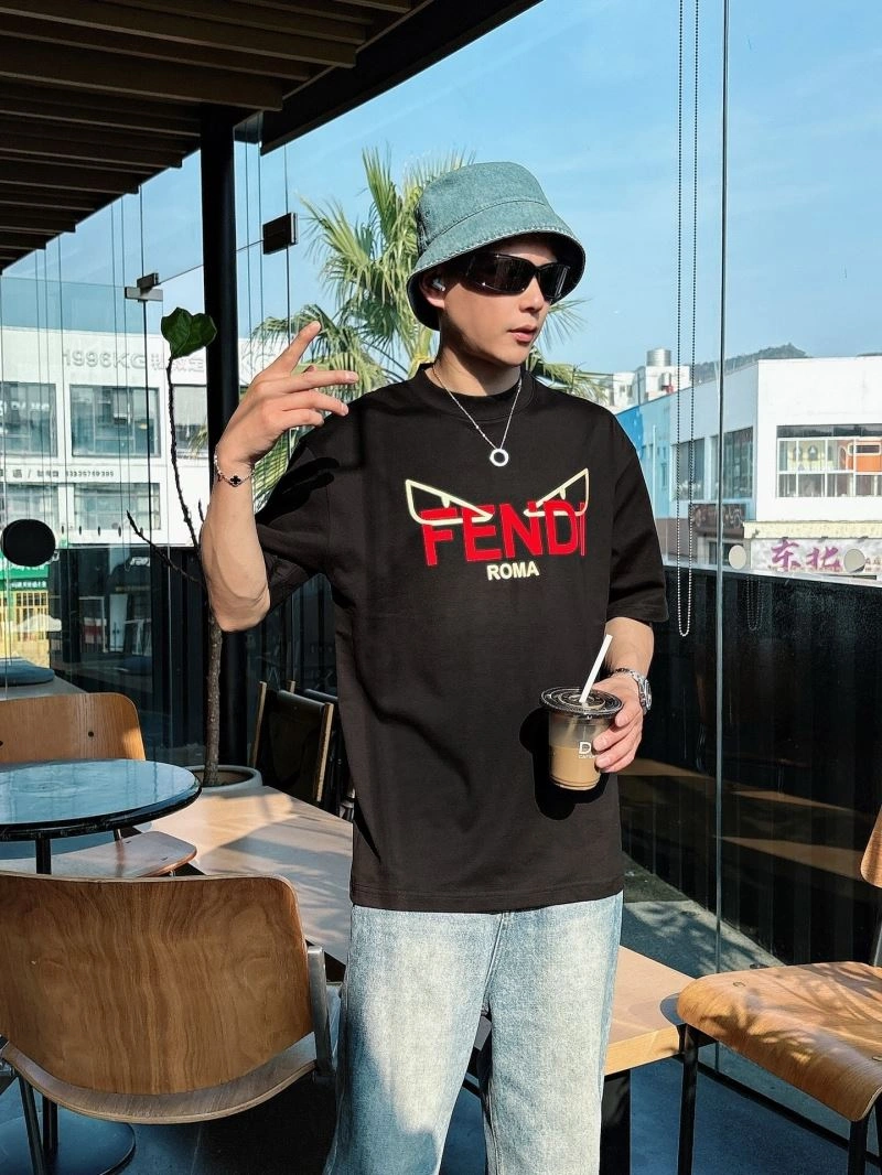 Fendi T-Shirts OnTrend 121439