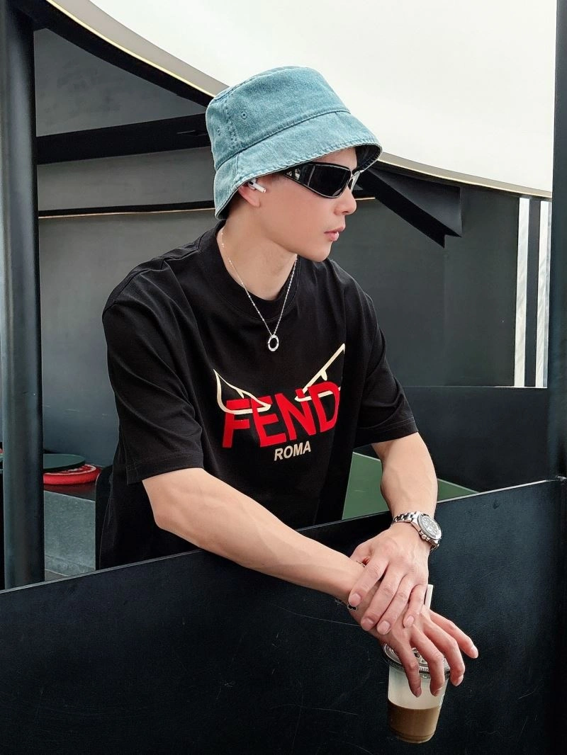 Fendi T-Shirts OnTrend 121439