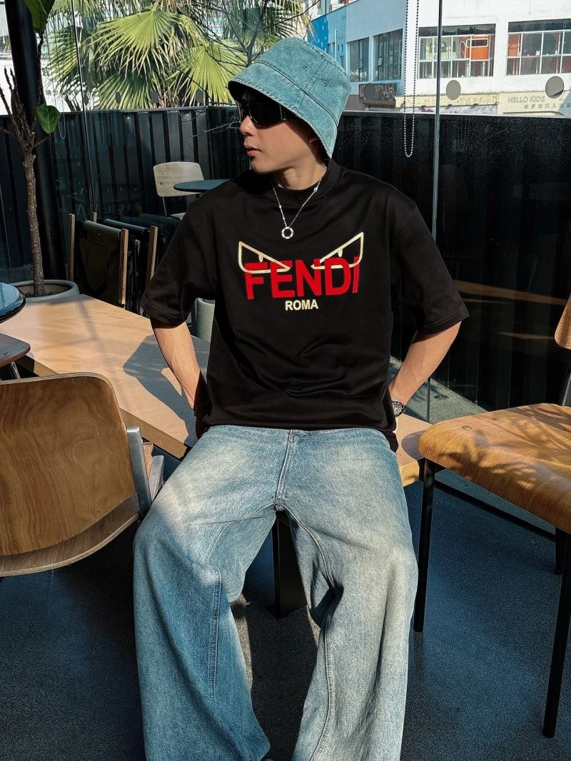 Fendi T-Shirts OnTrend 121439