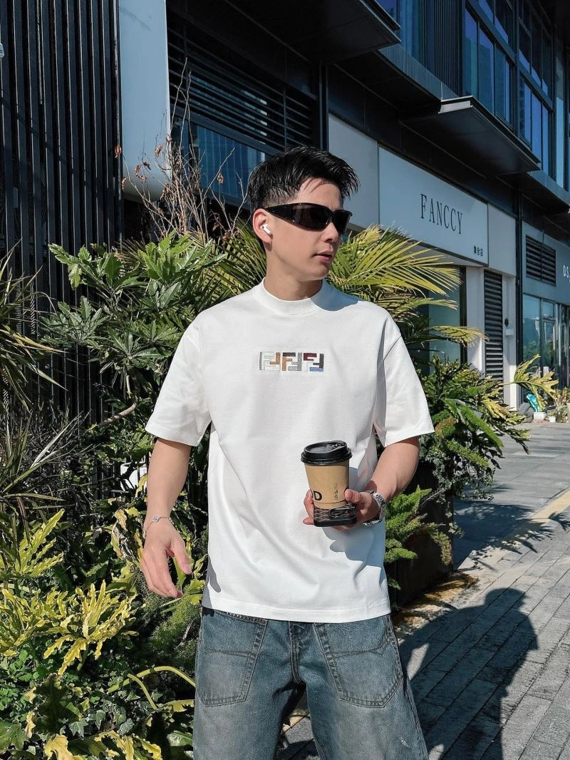 Refined Fendi T-Shirts 121434