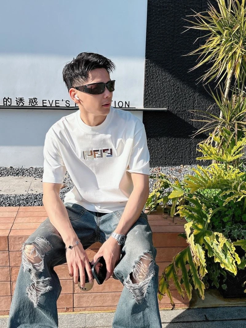 Refined Fendi T-Shirts 121434