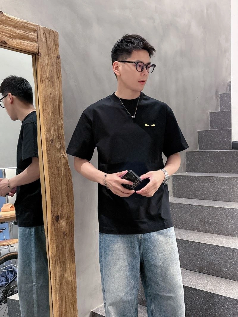 Modern Fendi T-Shirts 121428