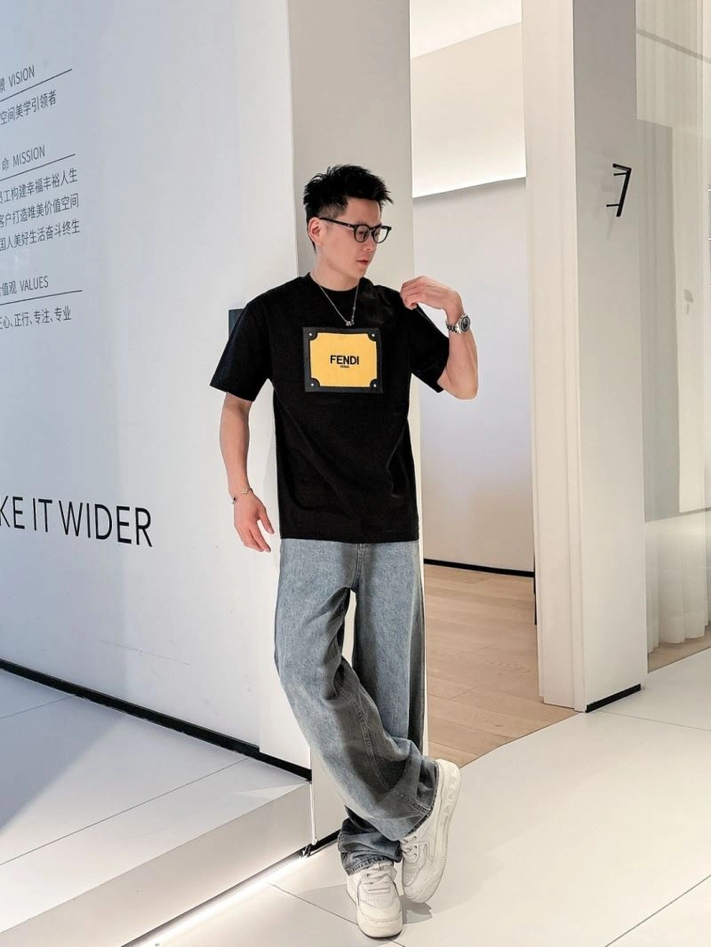 Fendi T-Shirts Durable 121410