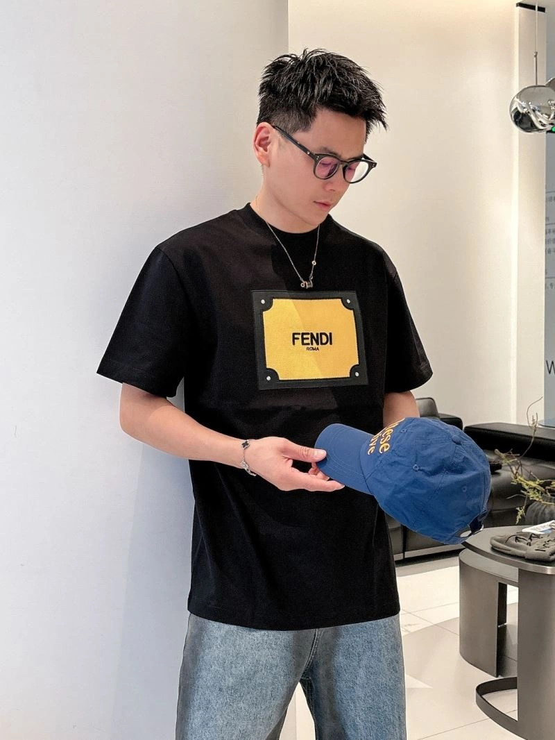Fendi T-Shirts Durable 121410
