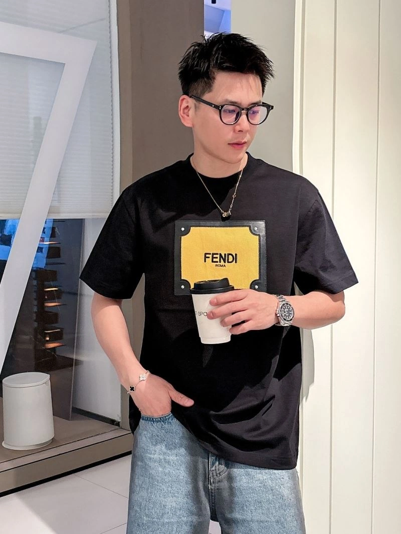 Fendi T-Shirts Durable 121410