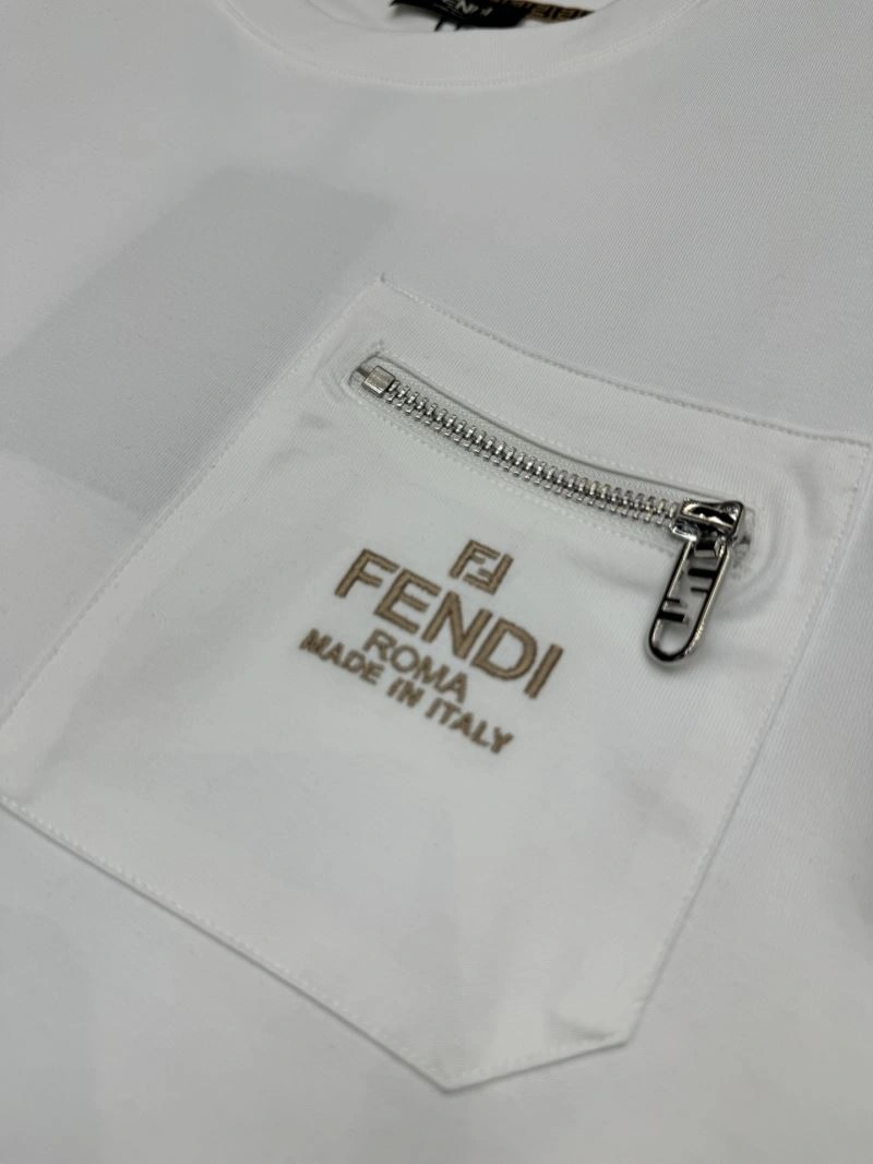 Fendi T-Shirts Unisex 121401