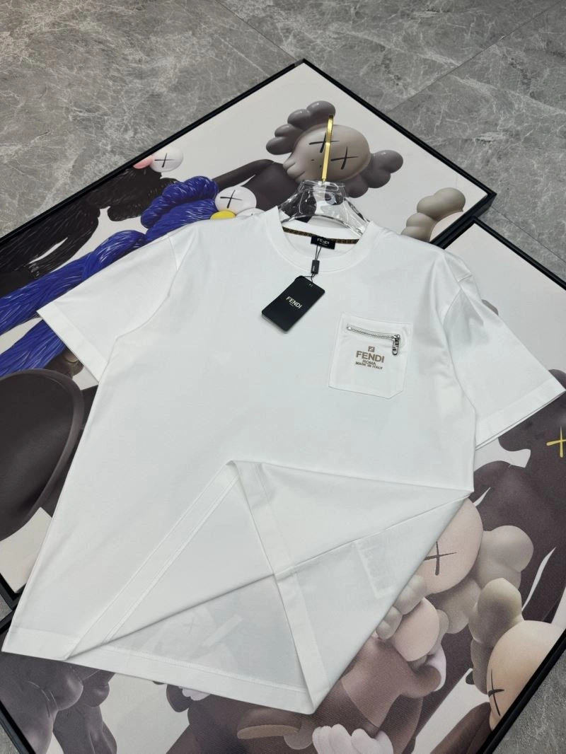 Fendi T-Shirts Unisex 121401
