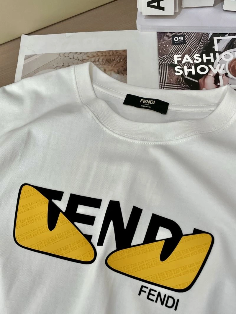 Fendi T-Shirts WrinkleFree 121430