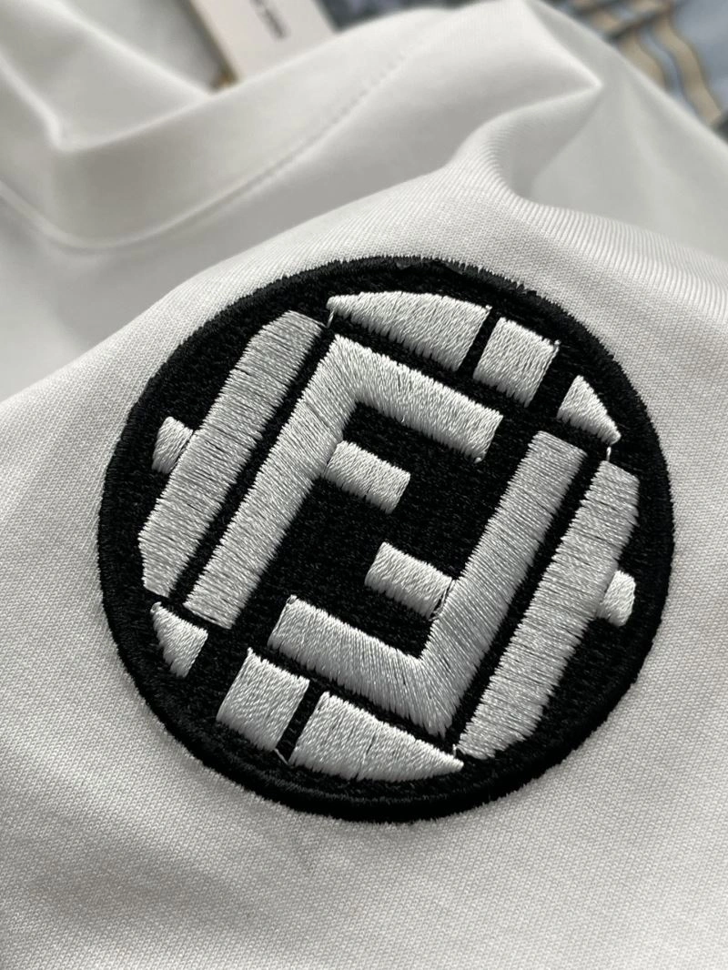 Fendi T-Shirts Durable 121418