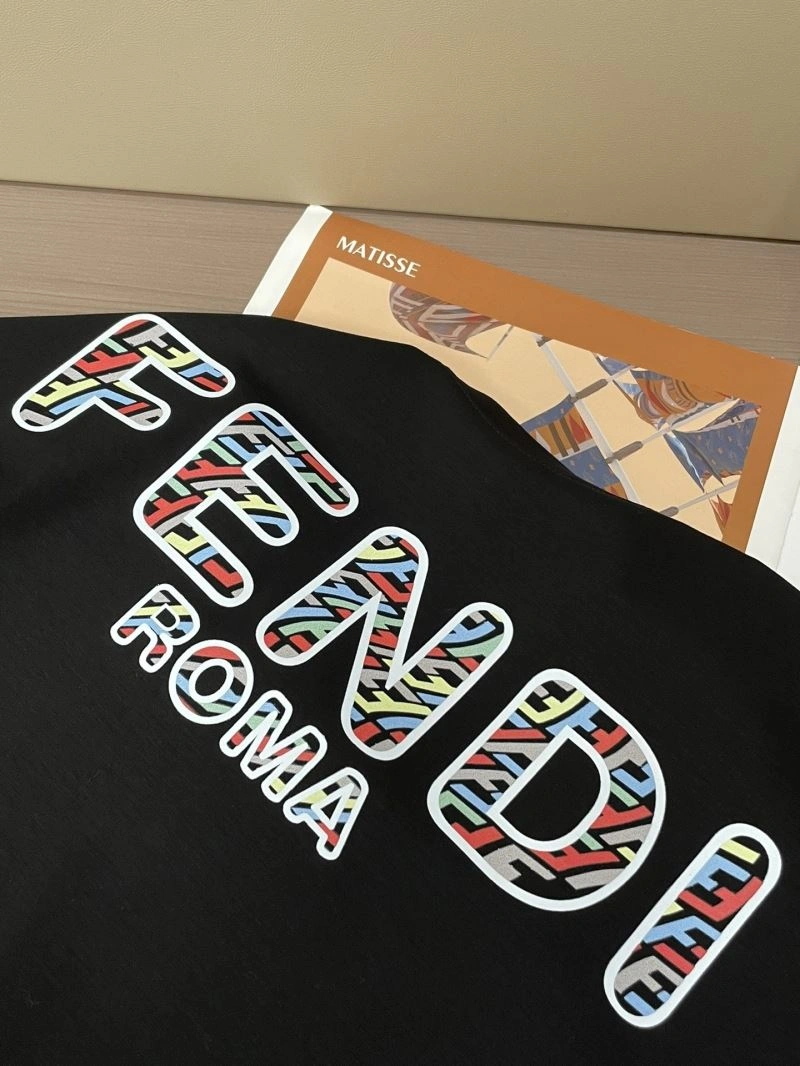 Practical Fendi T-Shirts 121425