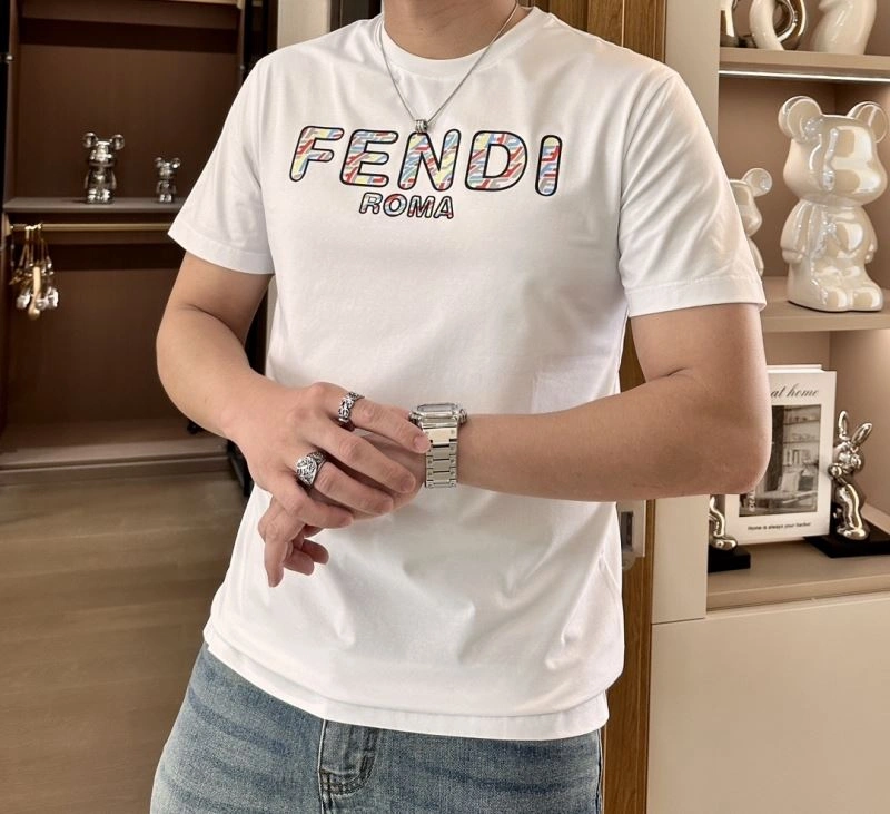 Fendi T-Shirts Breathable 121400