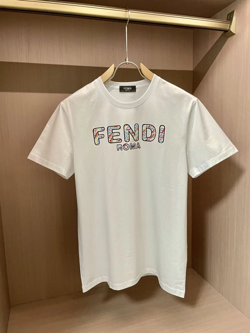 Fendi T-Shirts Breathable 121400