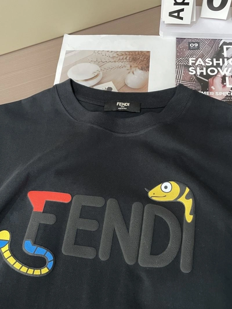 Chic Fendi T-Shirts 121405