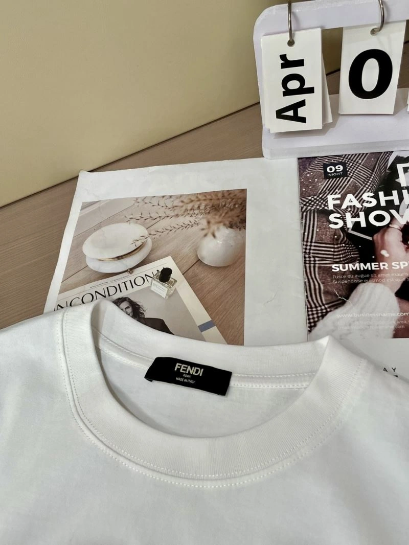 Fendi T-Shirts Flexible 121404