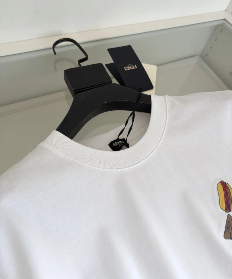 Fendi T-Shirts OnTrend 121422