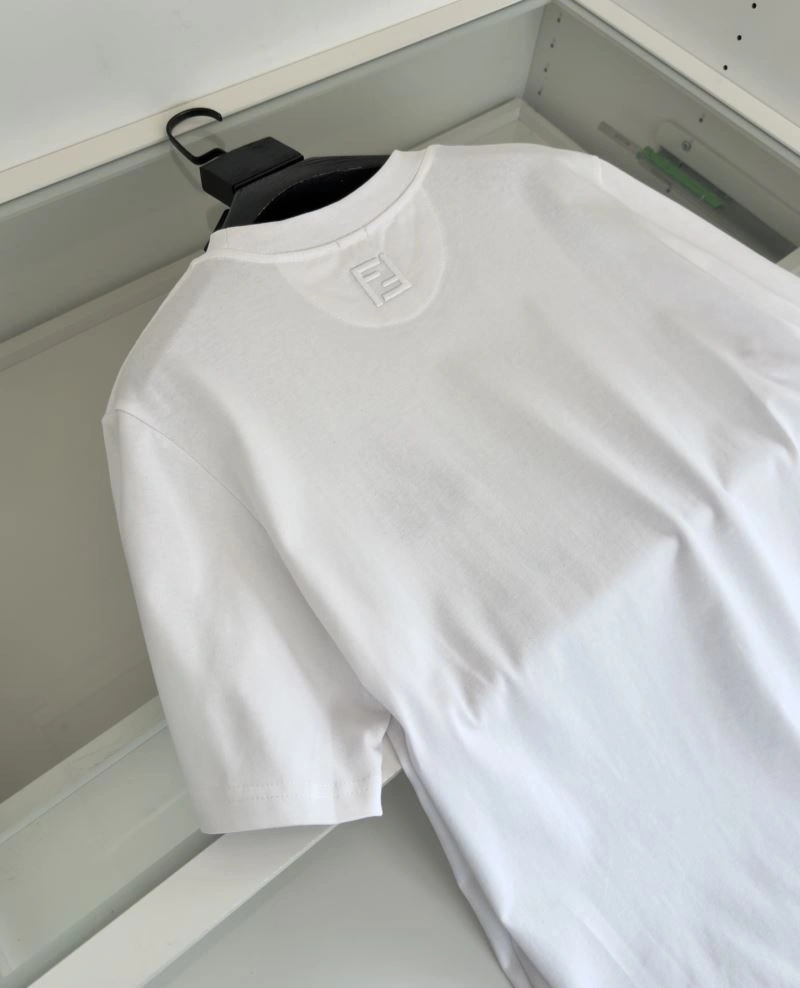 Fendi T-Shirts OnTrend 121422