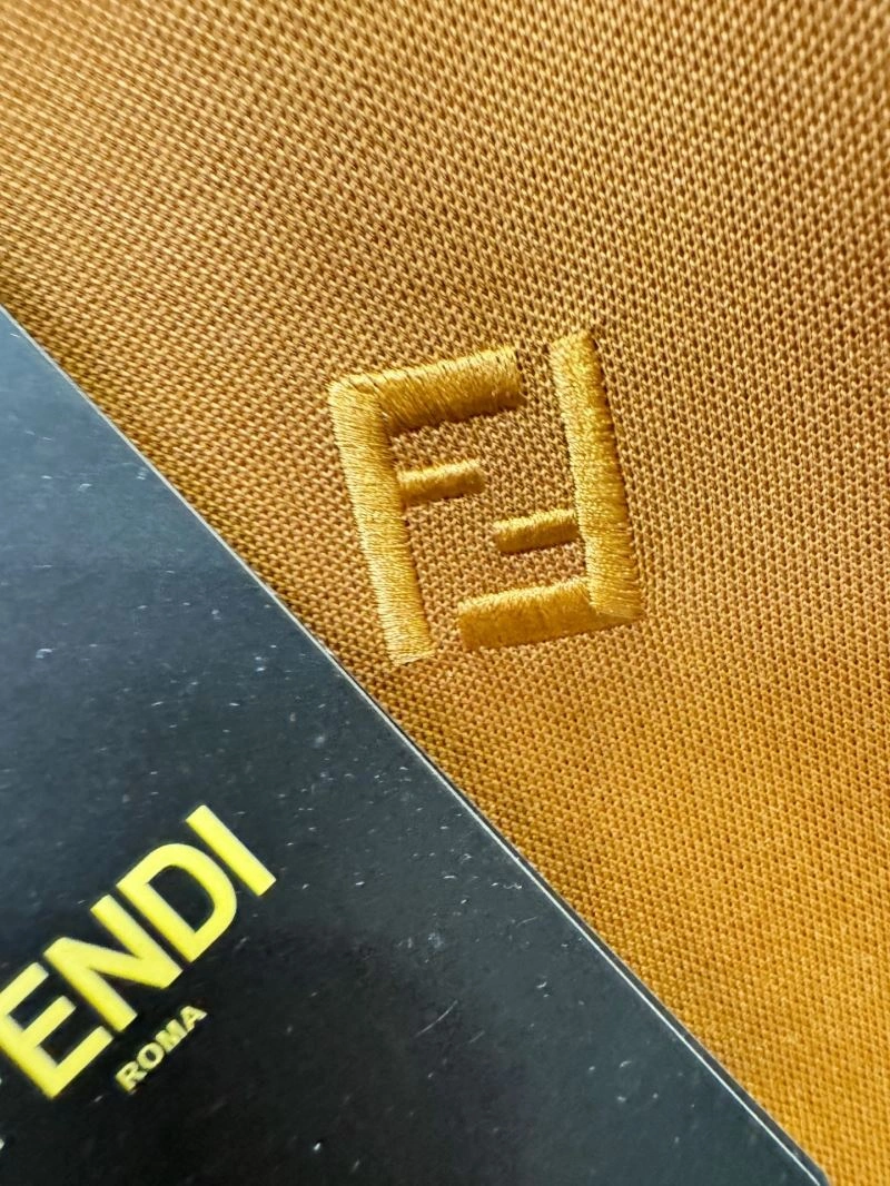 Practical Fendi T-Shirts 121424