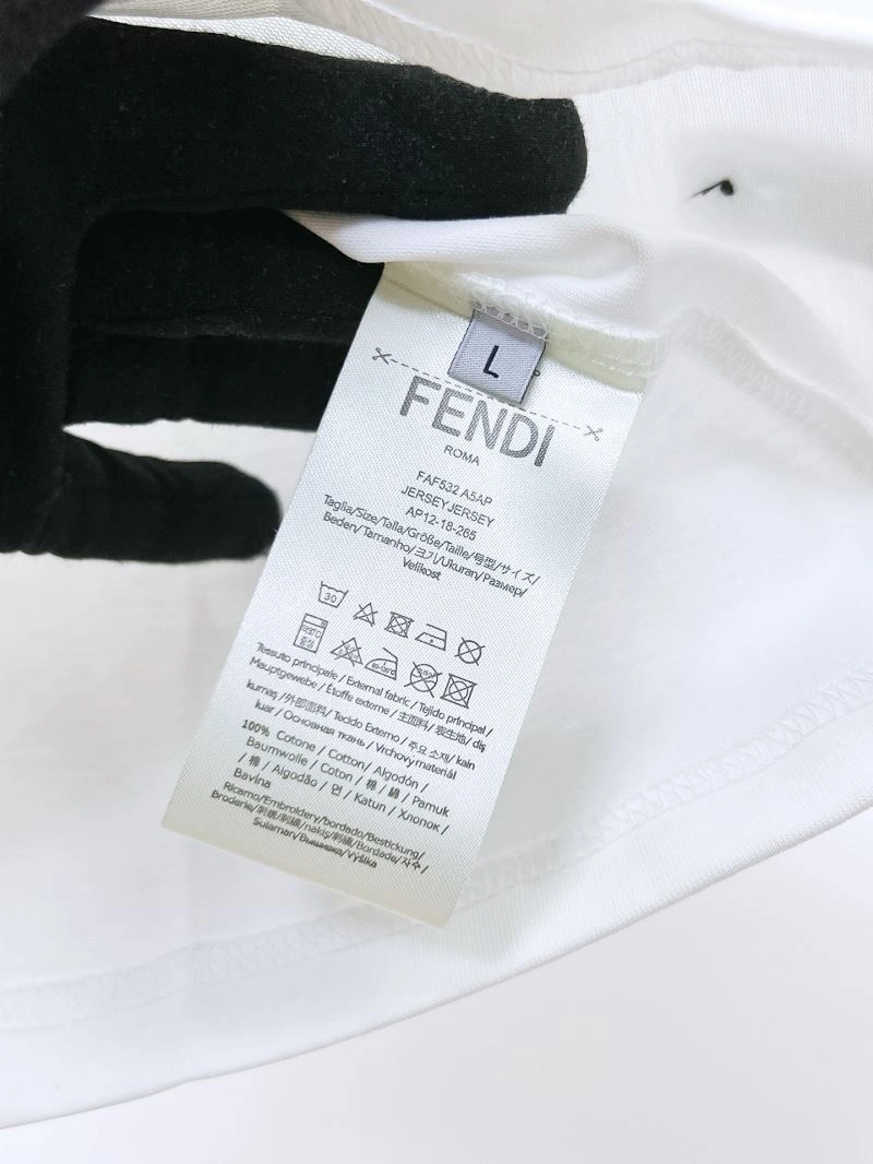 Fendi T-Shirts HighPerformance 121396