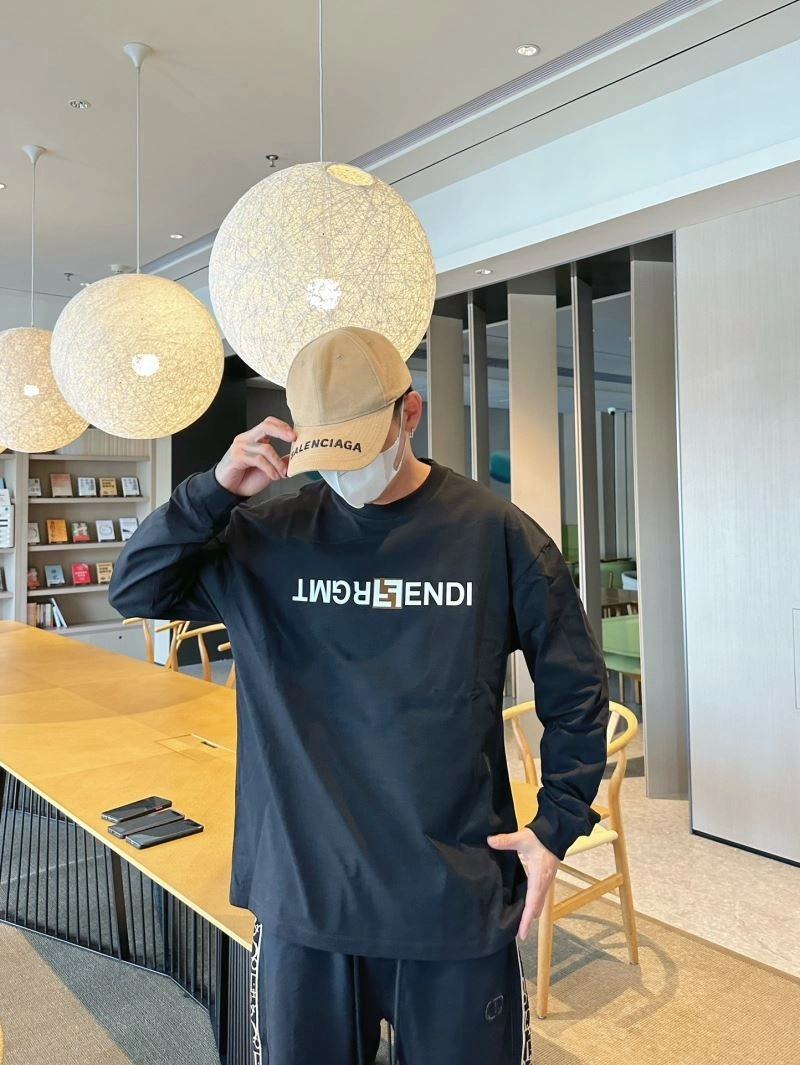 MultiPurpose Fendi T-Shirts 121395