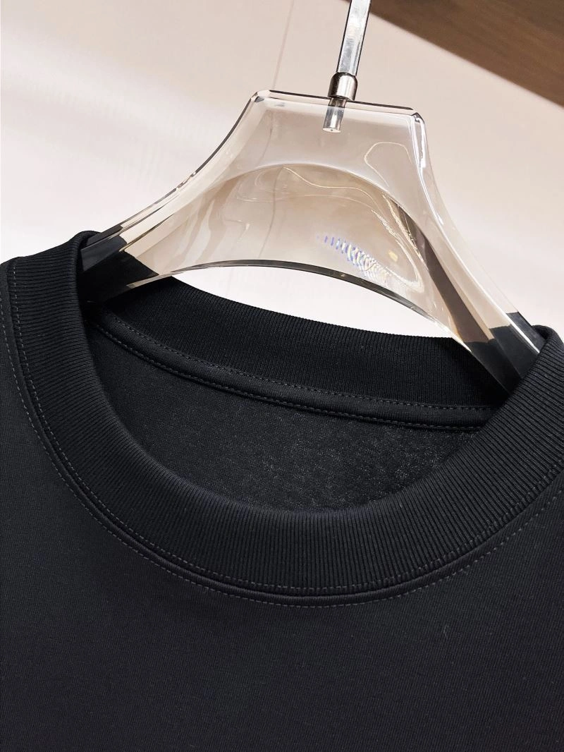 ComfortFit Fendi T-Shirts 121391