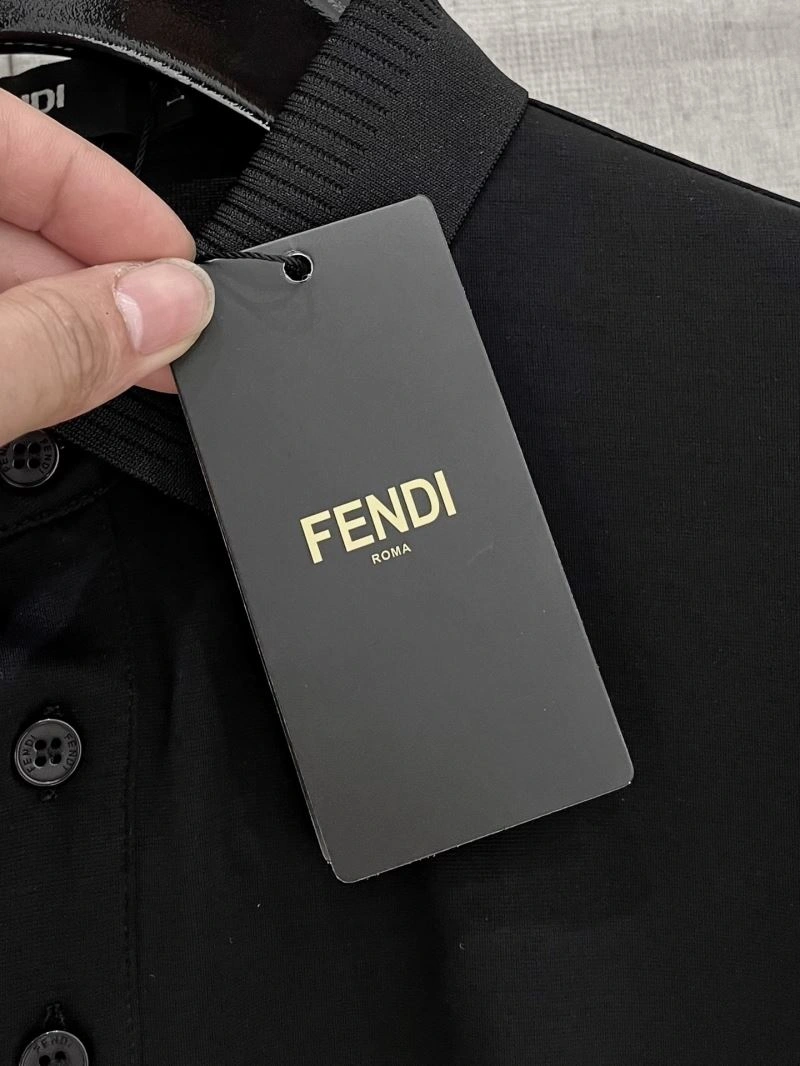 Fendi T-Shirts Trendsetting 121388