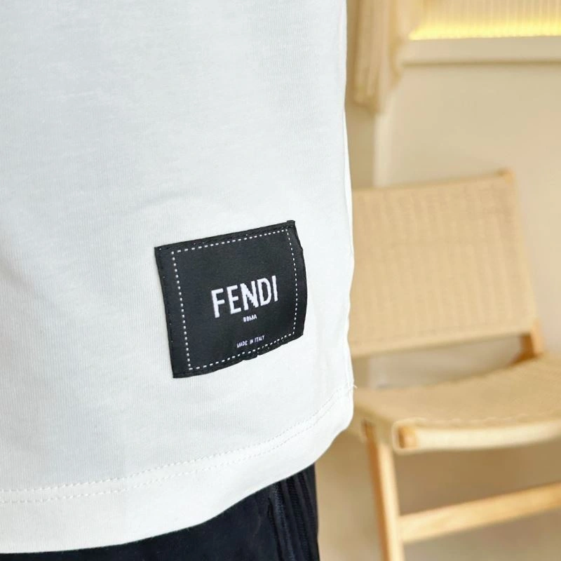 Fendi T-Shirts Lightweight 121364