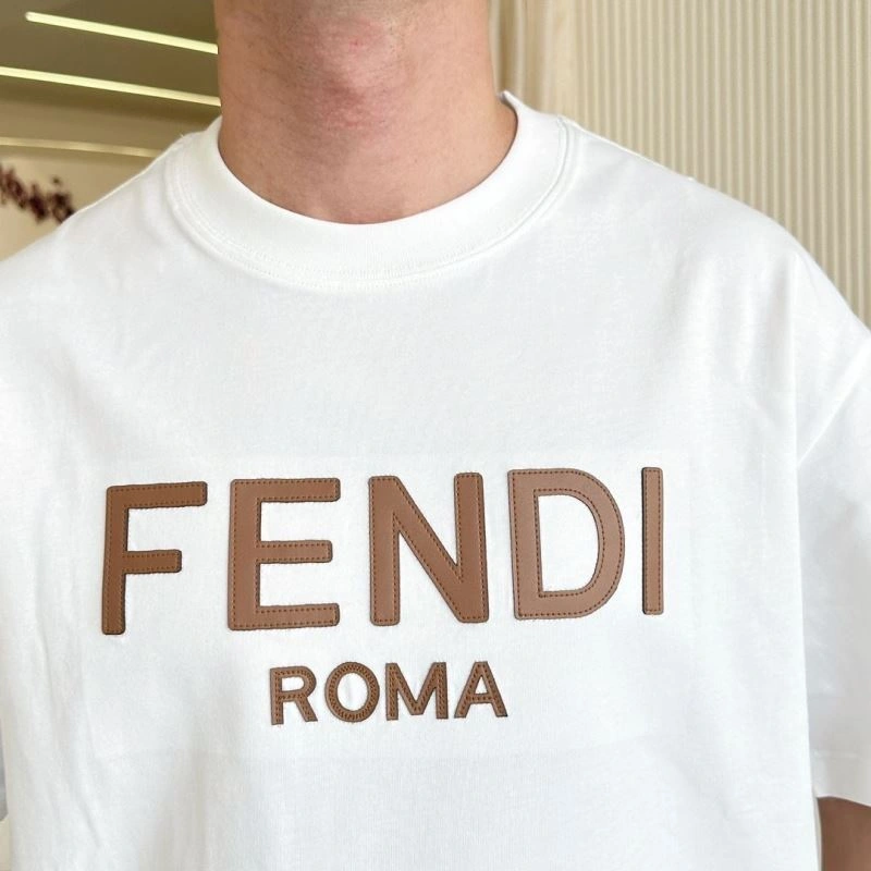 Fendi T-Shirts Lightweight 121364