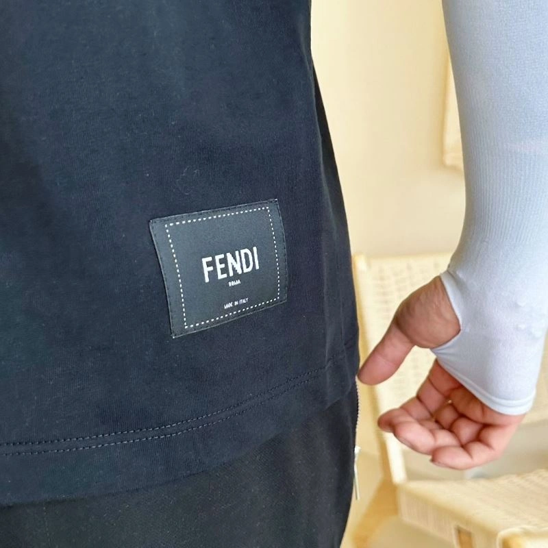 Upgraded Fendi T-Shirts 121376