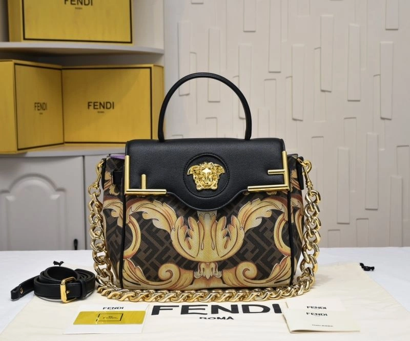 Fendi Top Handle Bags Minimalist 85176