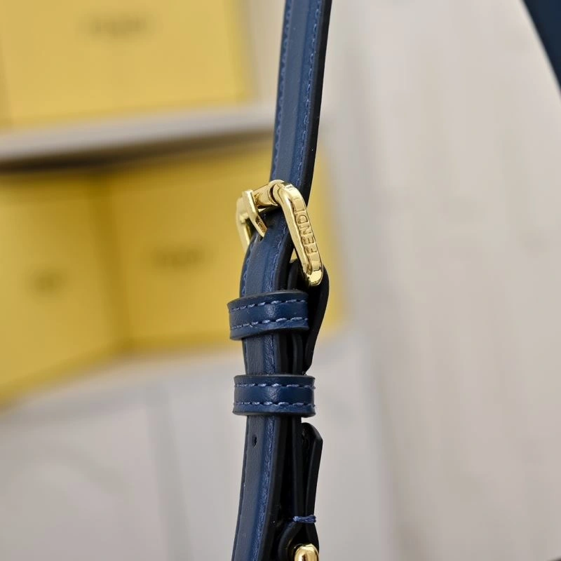Trendy Fendi Top Handle Bags 85113