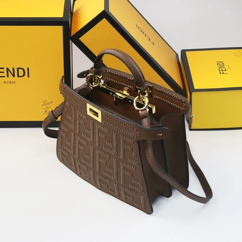 Minimalist Fendi Top Handle Bags 85119