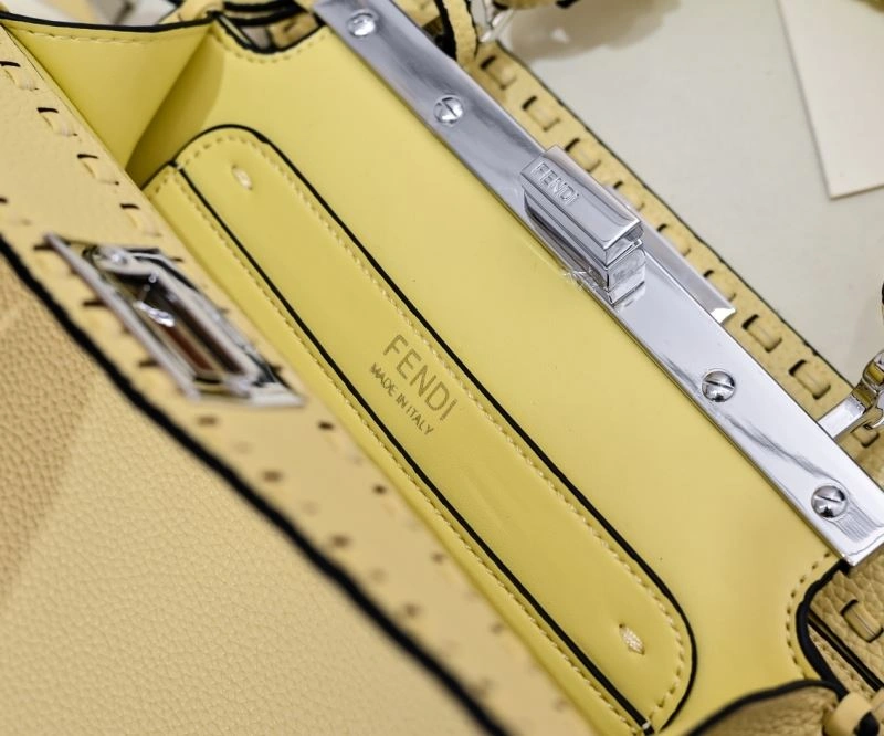 Fendi Top Handle Bags Breathable 85128