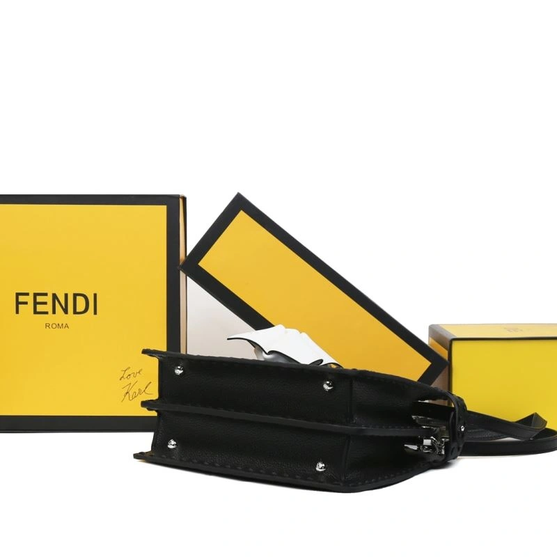 Fendi Top Handle Bags DailyWear 85086