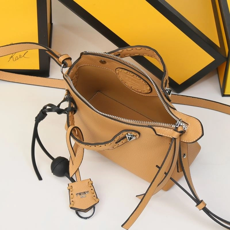 ZeroBulk Fendi Top Handle Bags 85045
