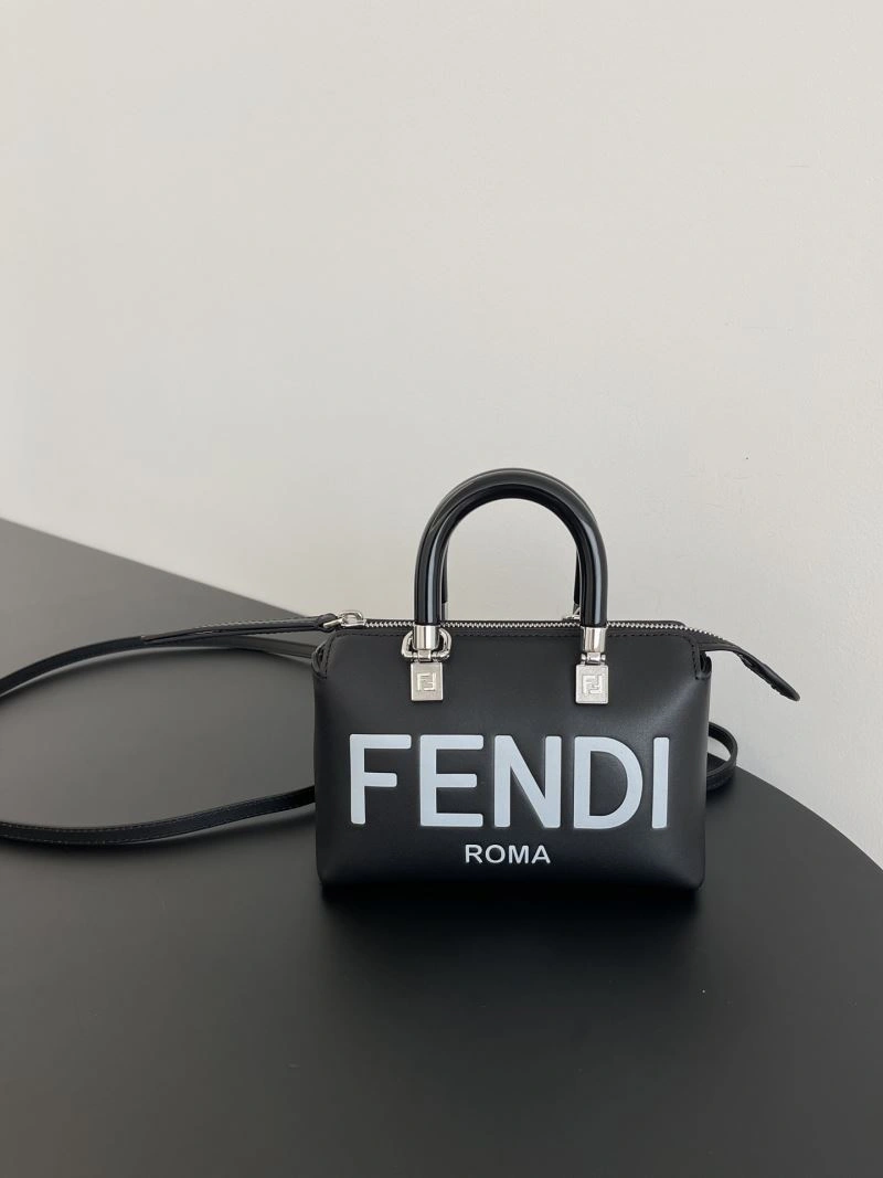 WaterResistant Fendi Top Handle Bags 78250