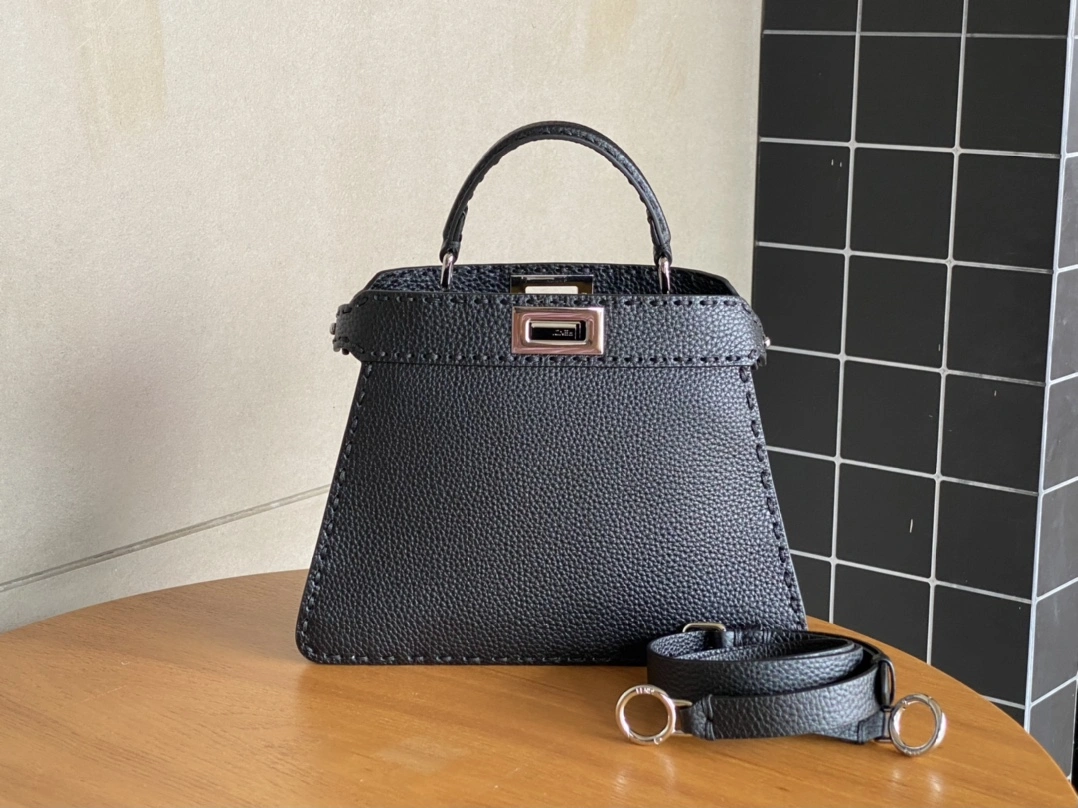 Fendi Top Handle Bags Seasonal 76651