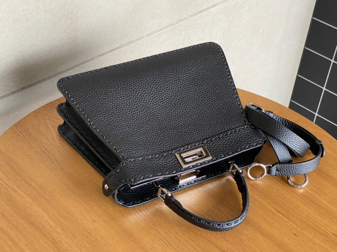 Fendi Top Handle Bags Seasonal 76651