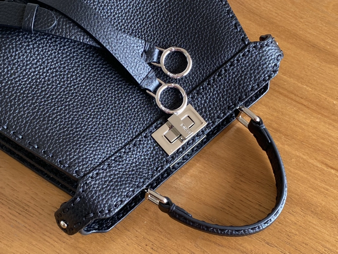 Fendi Top Handle Bags Seasonal 76651