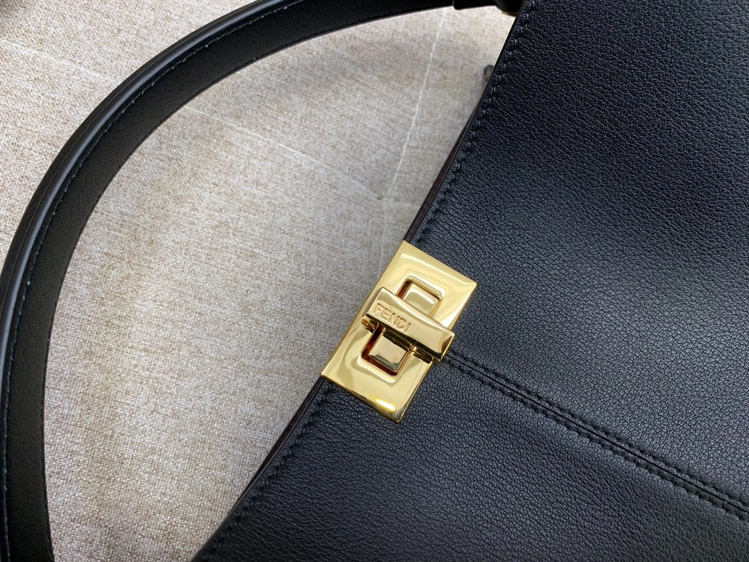 Fendi Top Handle Bags MultiPurpose 76645