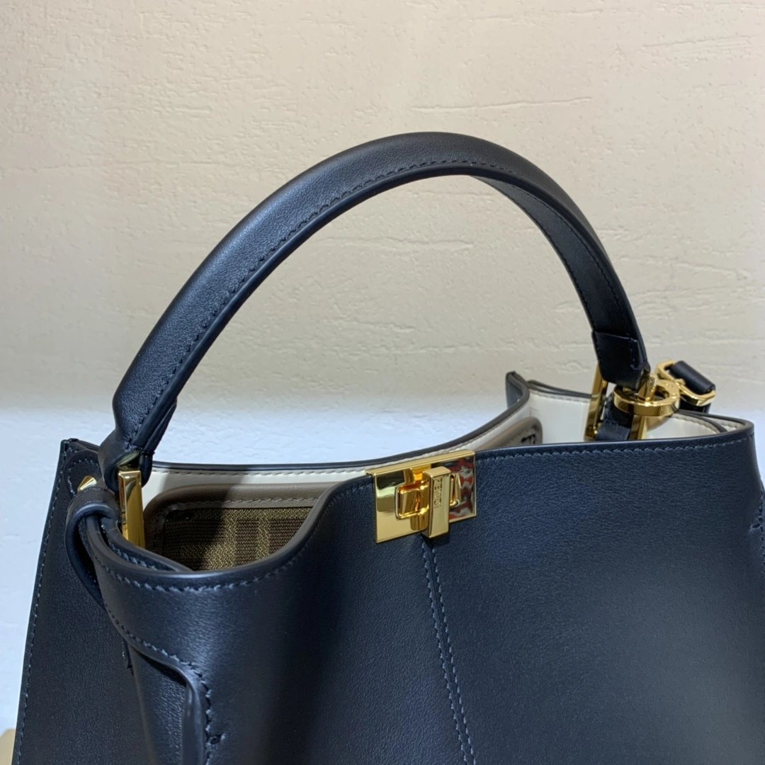 Fendi Top Handle Bags Minimalist 76649