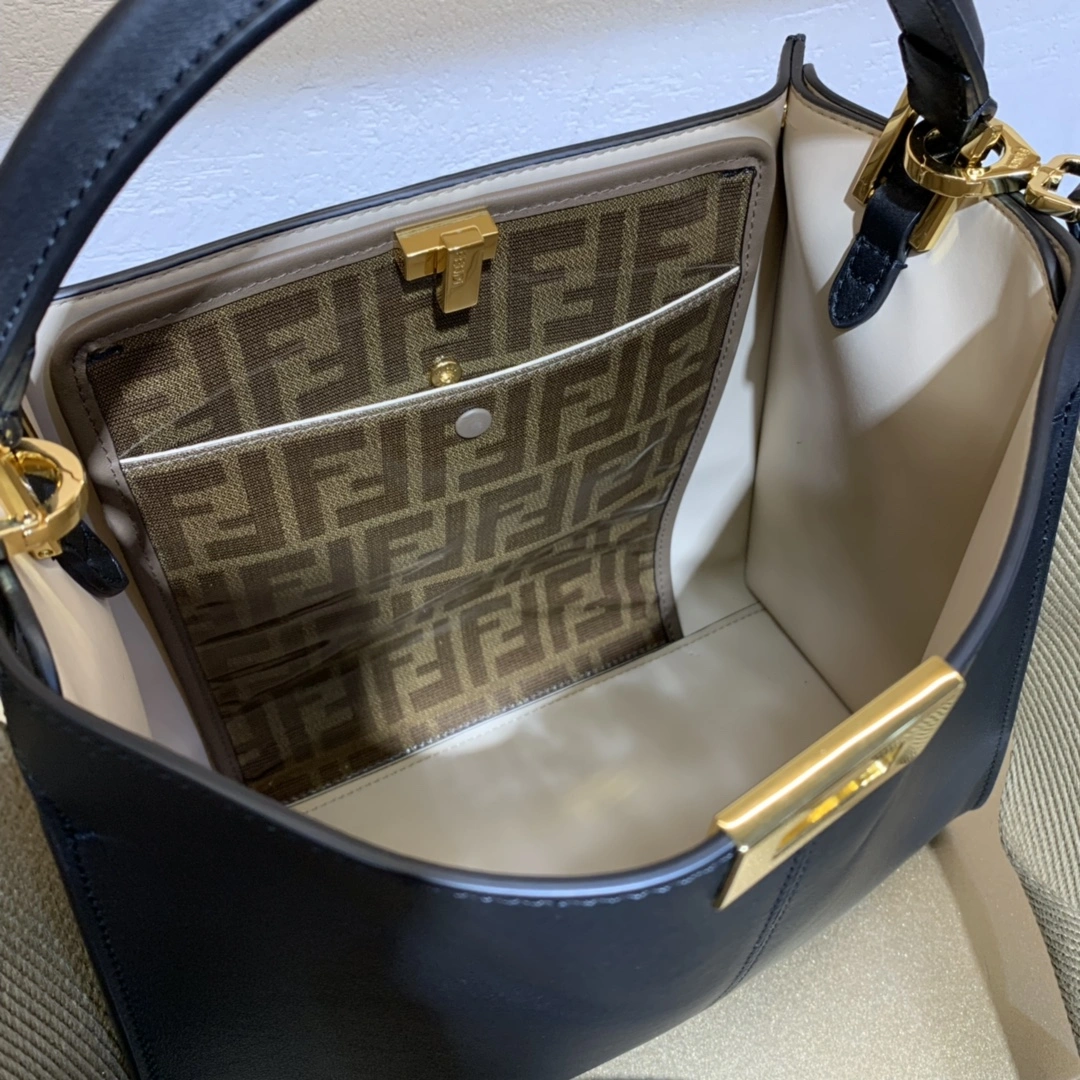 Fendi Top Handle Bags Minimalist 76649