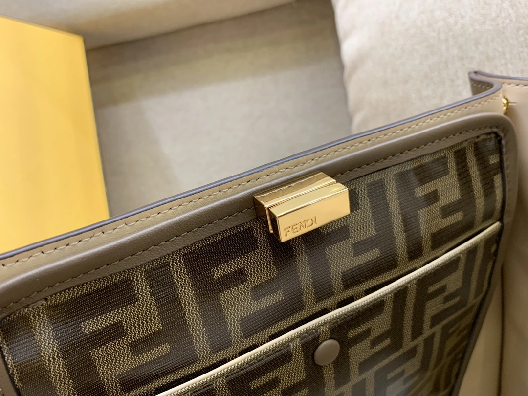 Fendi Top Handle Bags Comfortable 76647